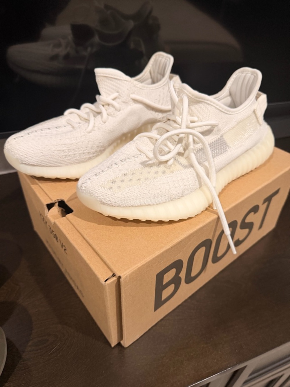 YEEZY BOOST 350 V2 bone 5.5 W